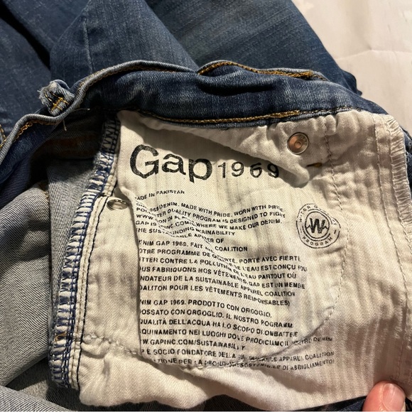 Gap True Skinny Blue Jeans, Size 27R - Picture 2 of 8